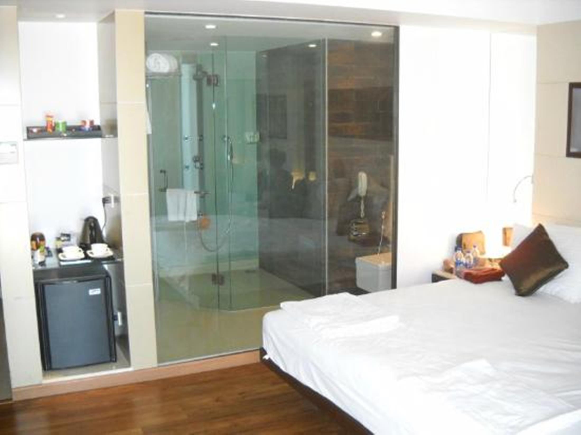 Majestic Court Sarovar Portico Navi Mumbai Eksteriør bilde