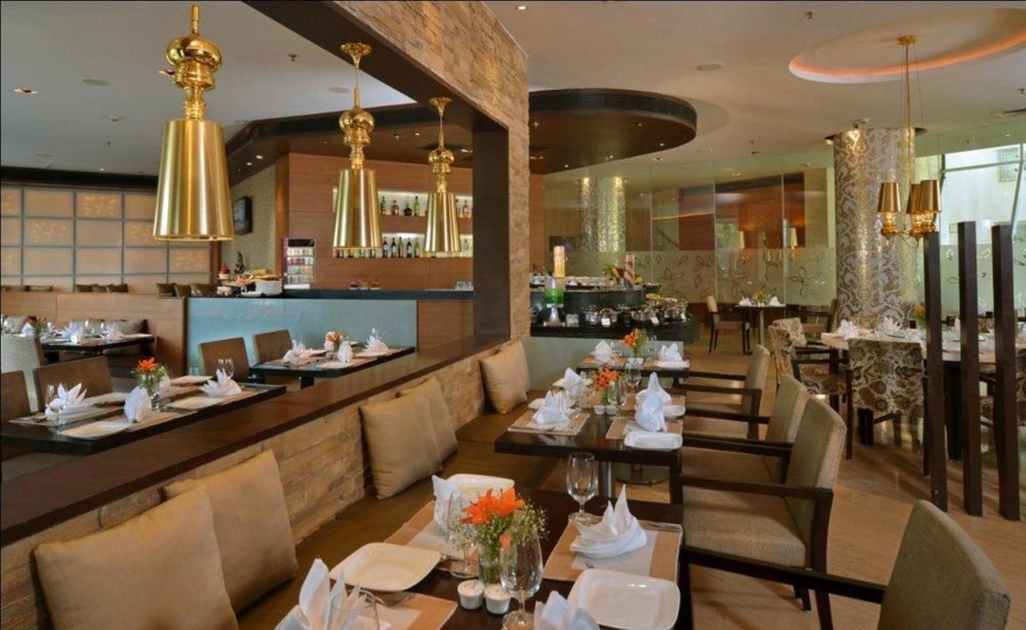 Majestic Court Sarovar Portico Navi Mumbai Eksteriør bilde