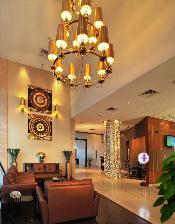 Majestic Court Sarovar Portico Navi Mumbai Eksteriør bilde